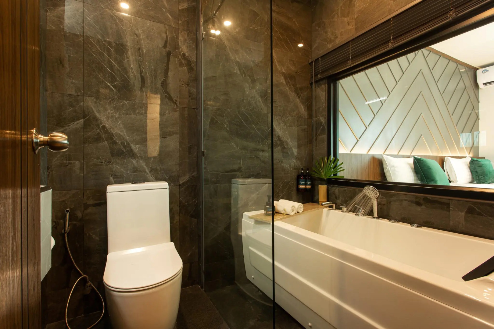 The Canale Samui Resort 