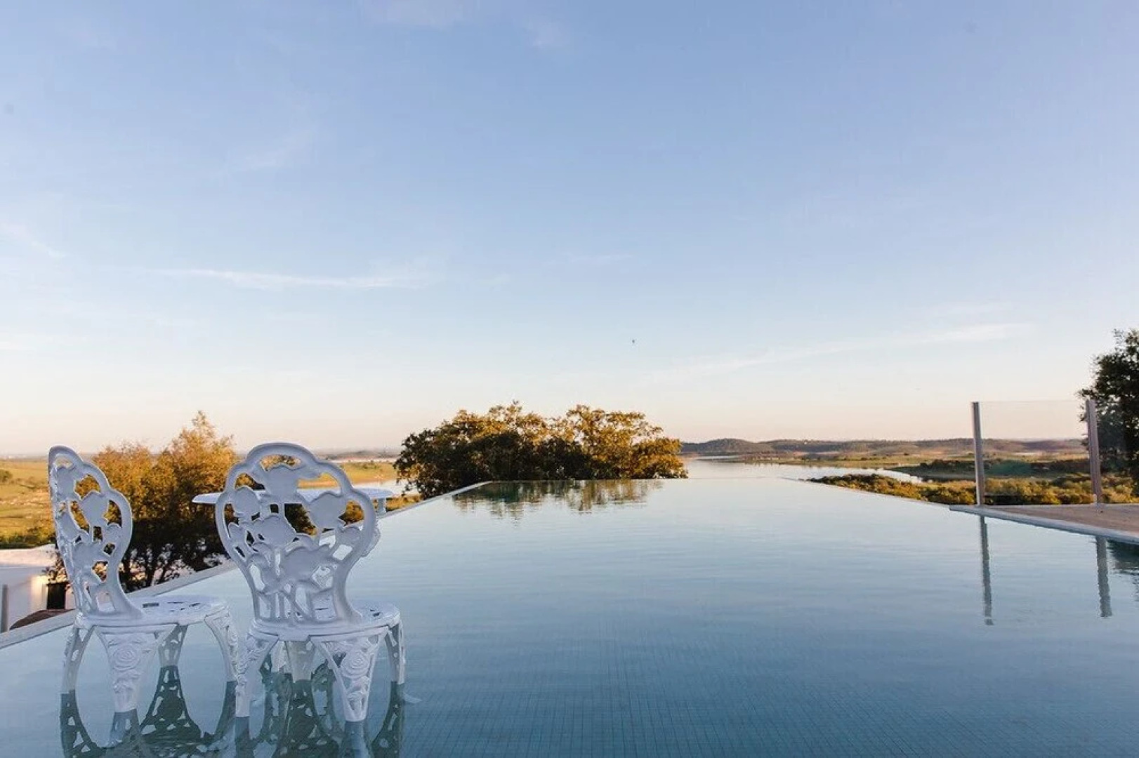 Montimerso Skyscape Country House