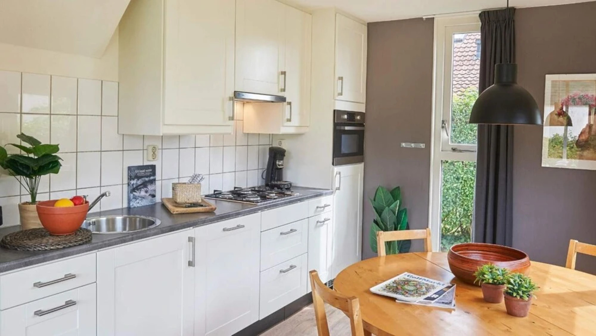 HVZ Iris Wellness 4p