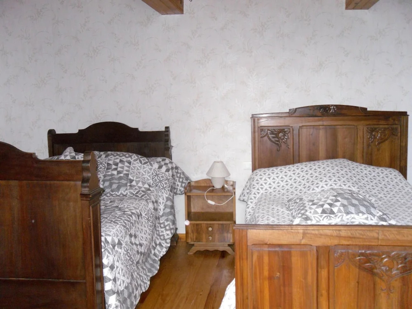 House With 2 Bedrooms in Puycelsi, With Wonderful Mountain View and En