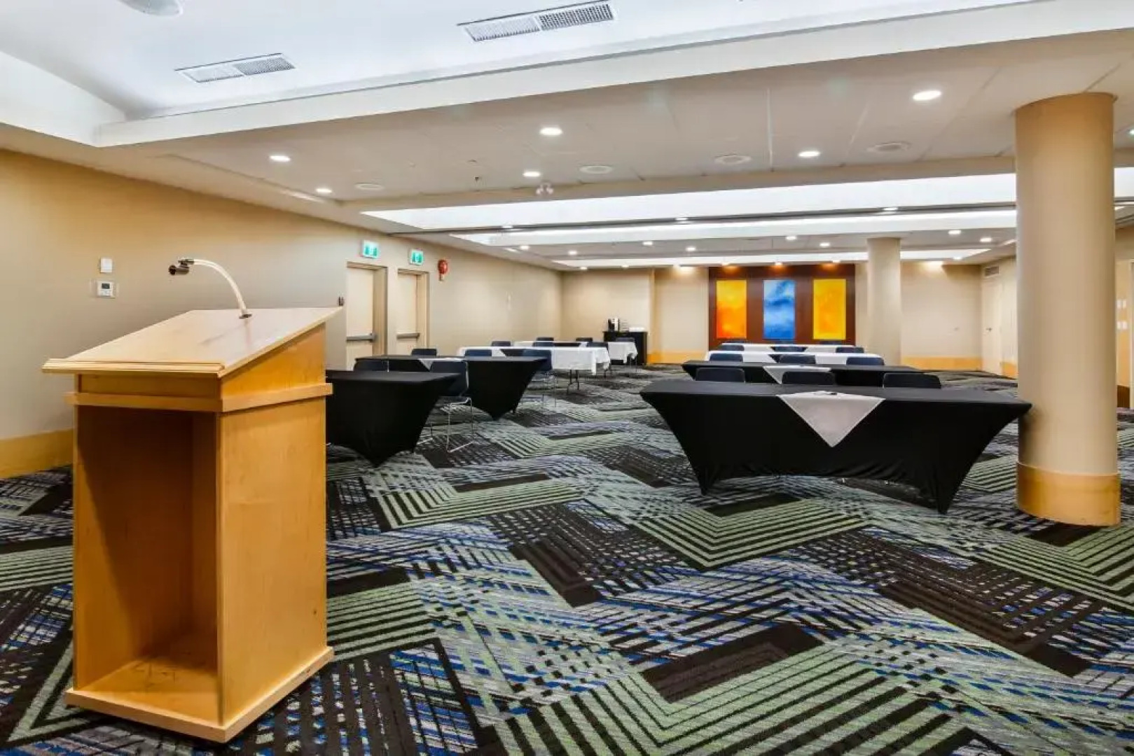 Holiday Inn Express-Langley By IHG