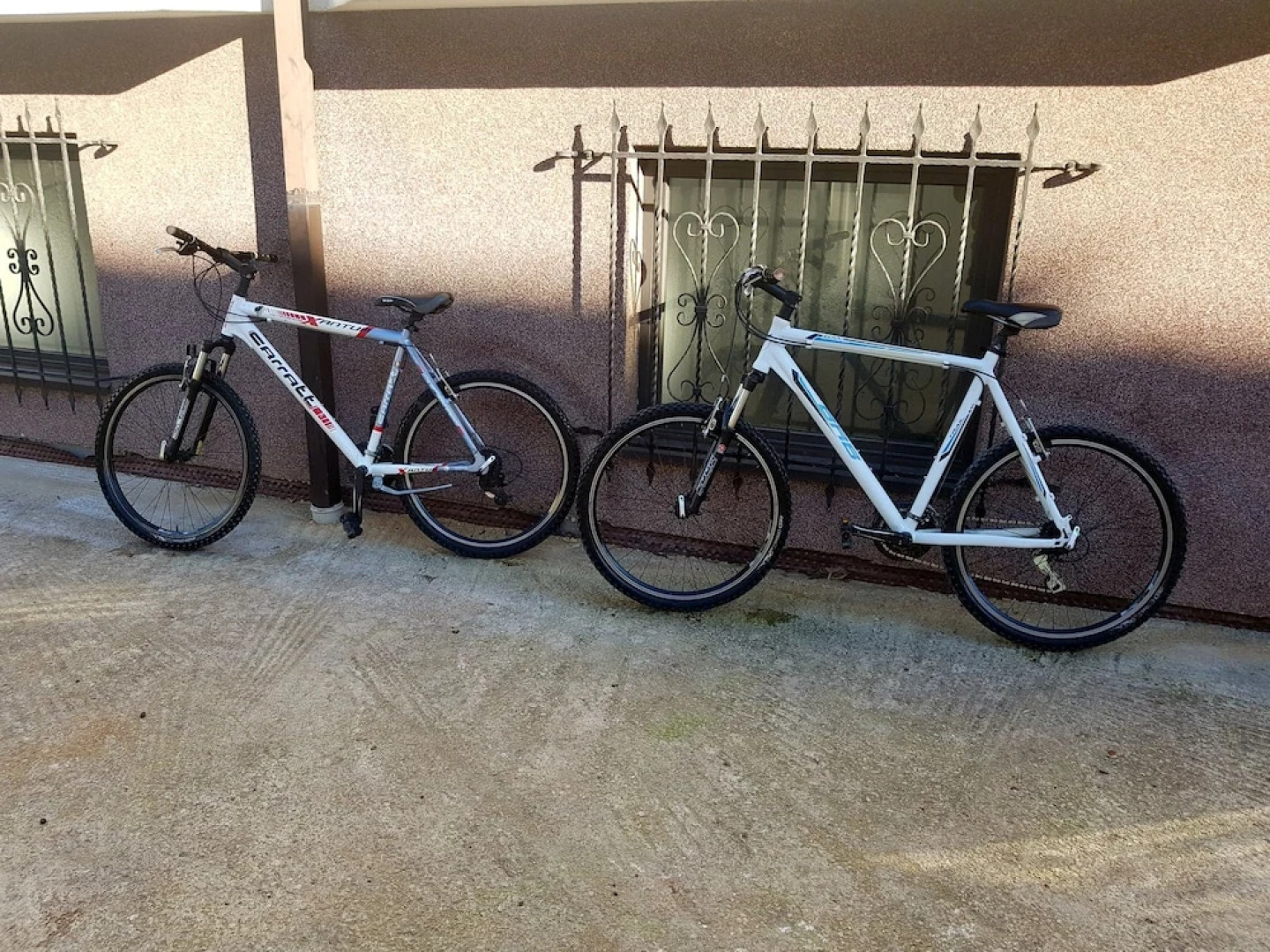 BAGI Apartments & Rooms