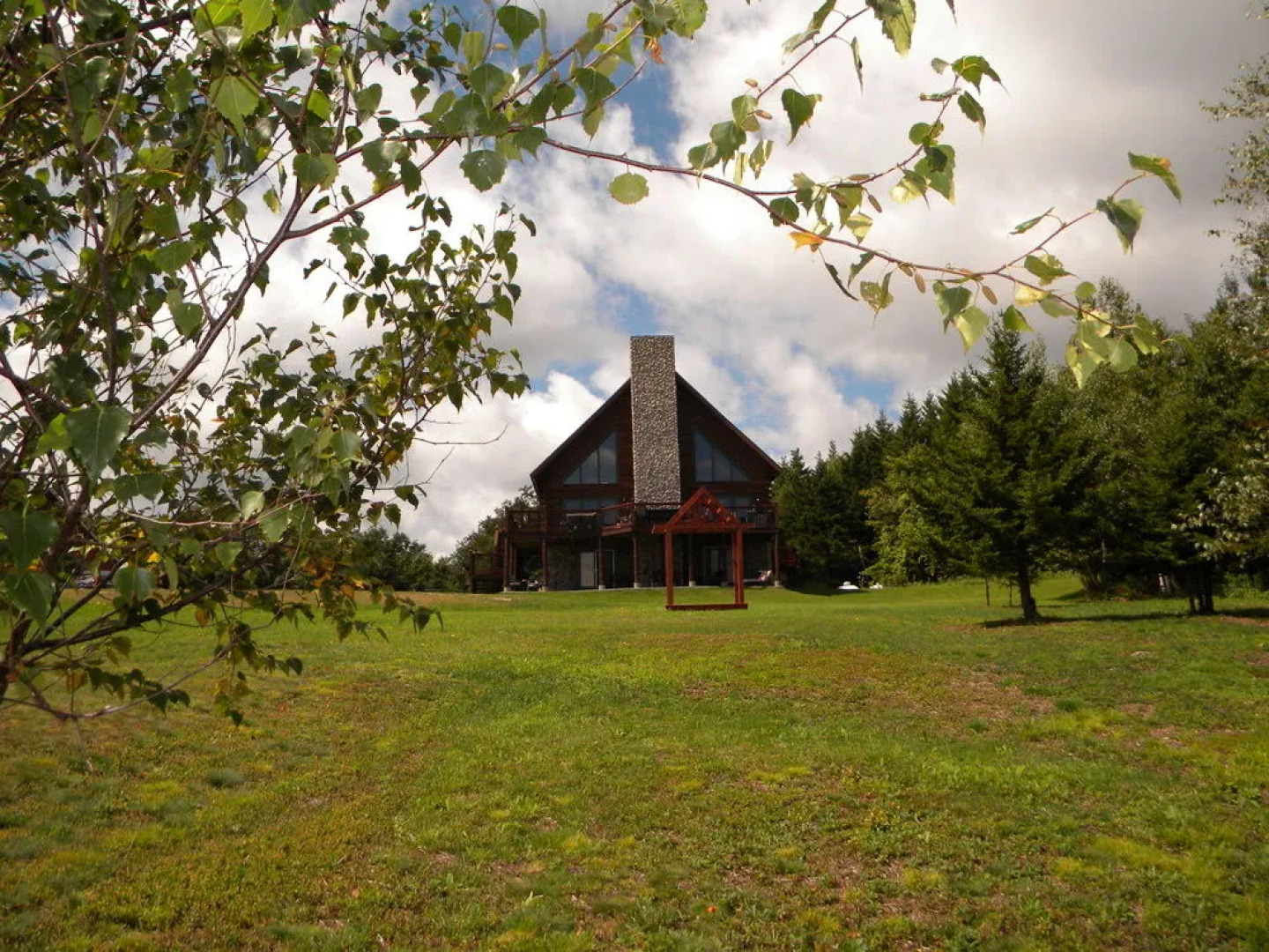 Rose And Goat Retreat - Mountain View Apartment