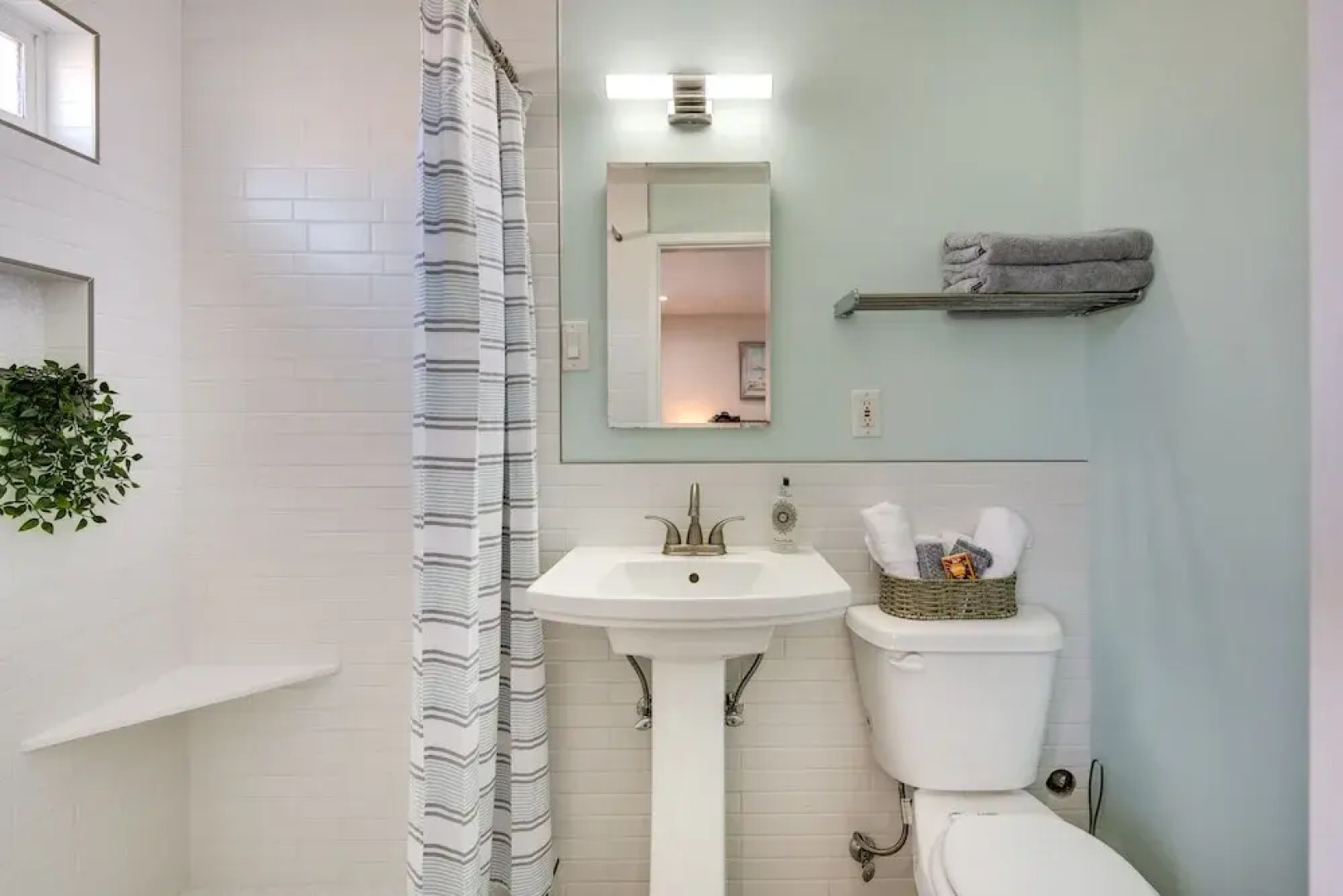 Cozy Simi Valley Studio < 10 Mi to Hiking & Golf