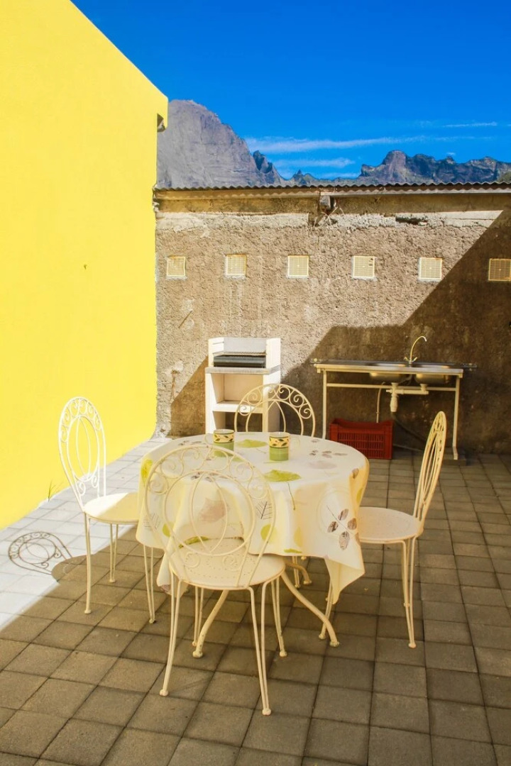 Studio in Cilaos, With Enclosed Garden - 42 km From the Beach