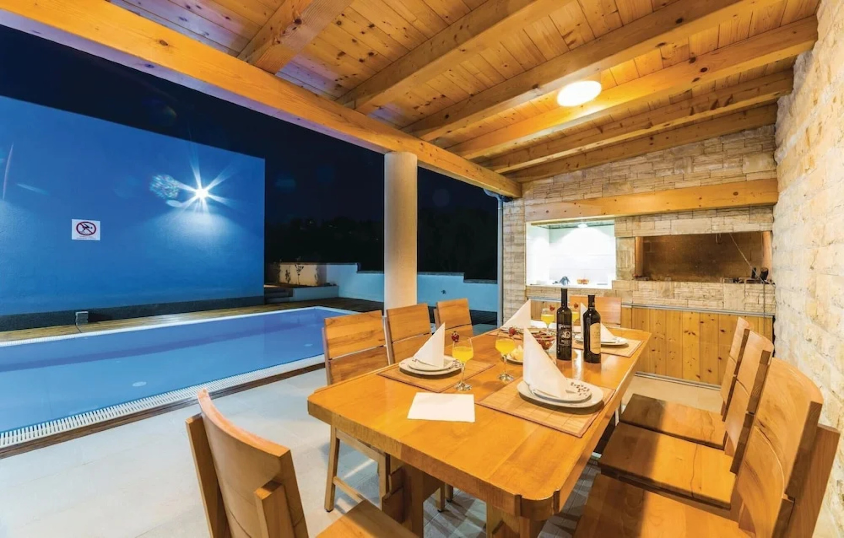 Amazing Home in Veli Rat With Wifi and 2 Bedrooms