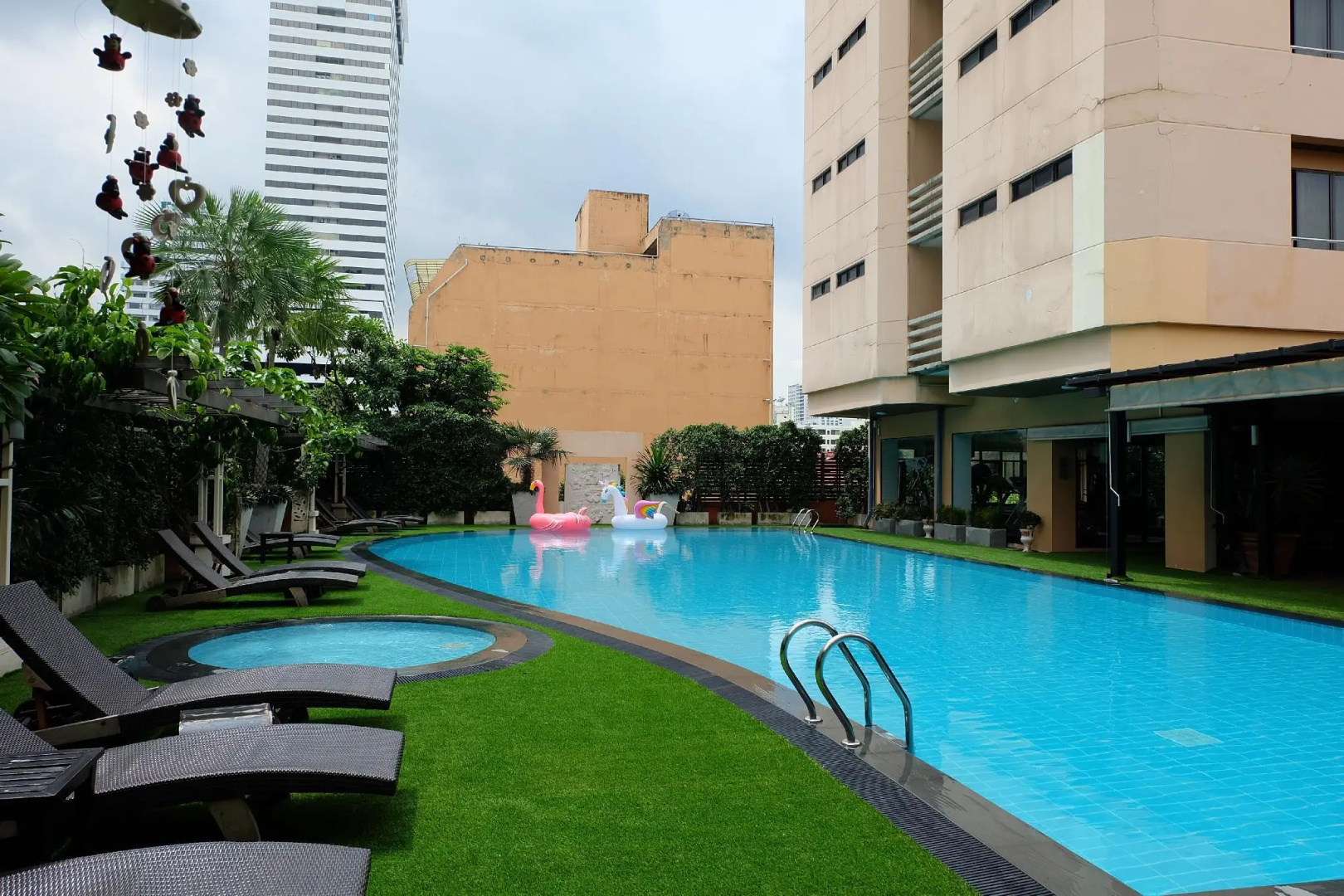 Abloom Exclusive Serviced Apartments