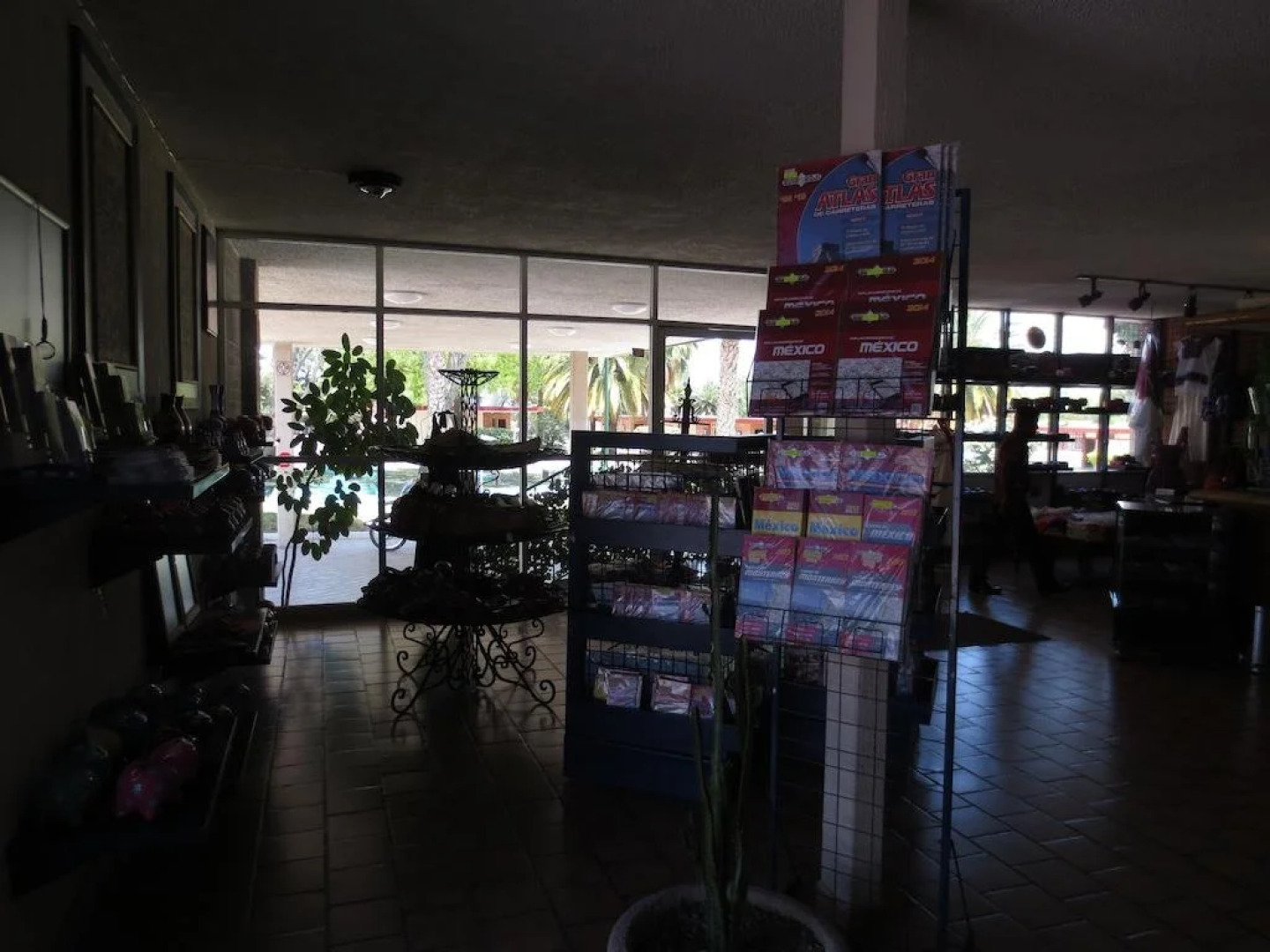 Hotel Las Palmas Midway Inn