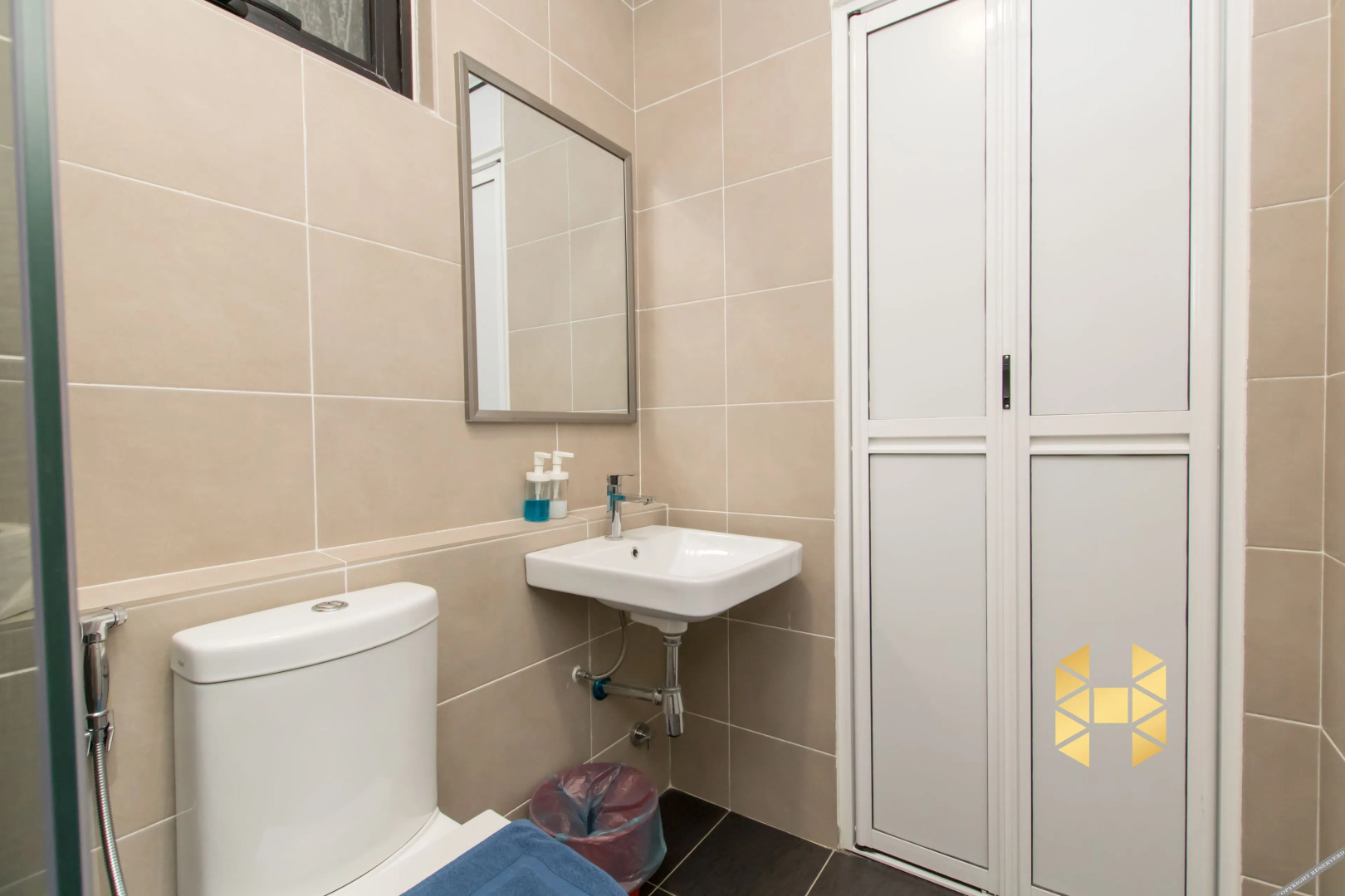 D Pristine Family Suites By Holi