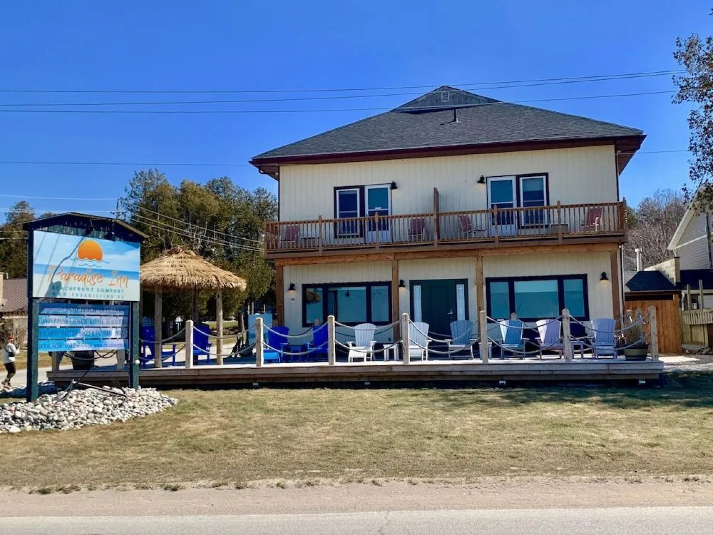 Paradise Inn On The Beach