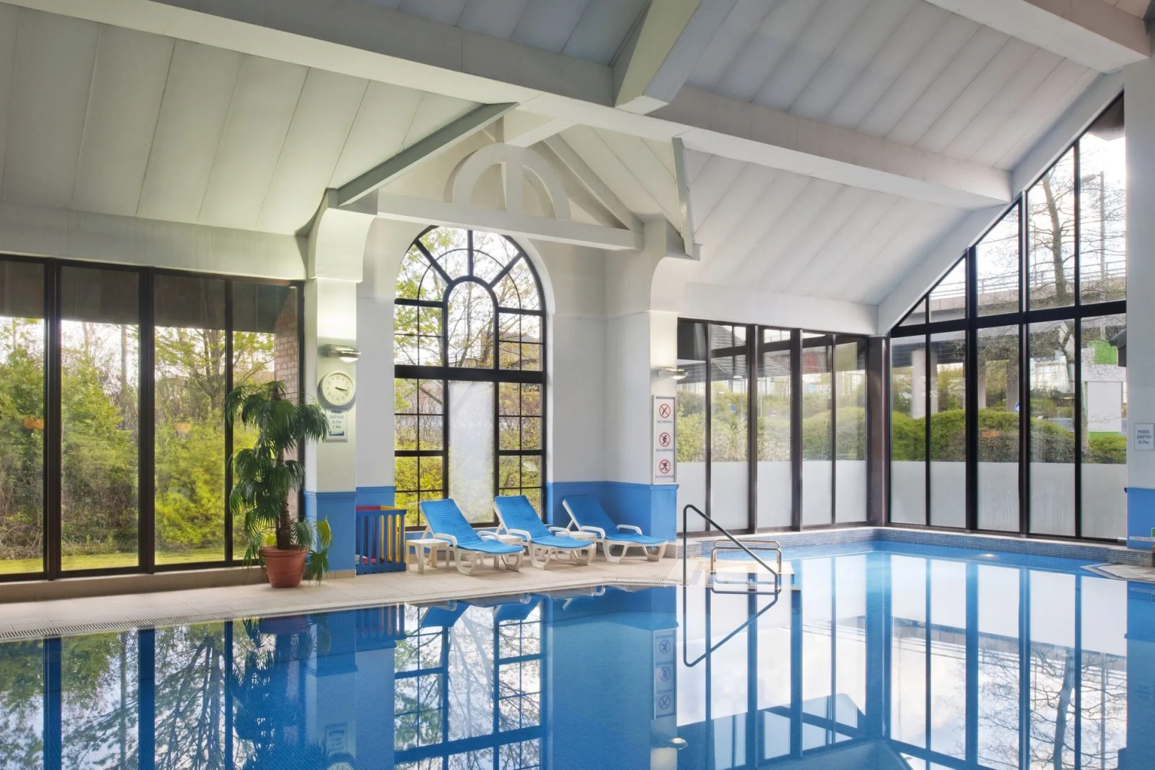 Holiday Inn Glasgow East Kilbride by IHG