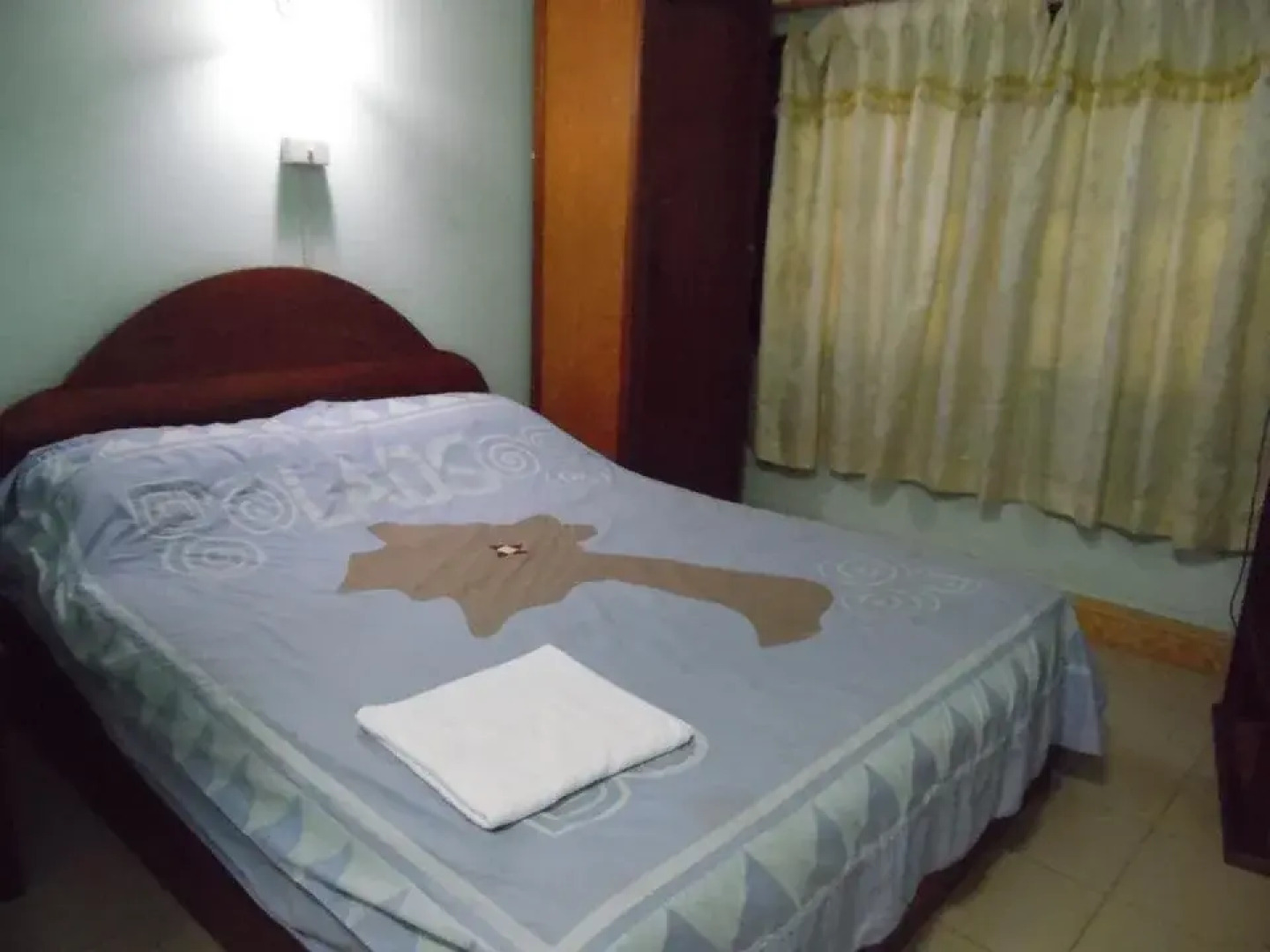 White Orchid Guesthouse