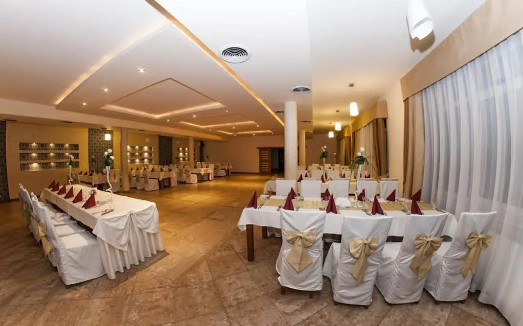 Marand Hotel i Restauracja