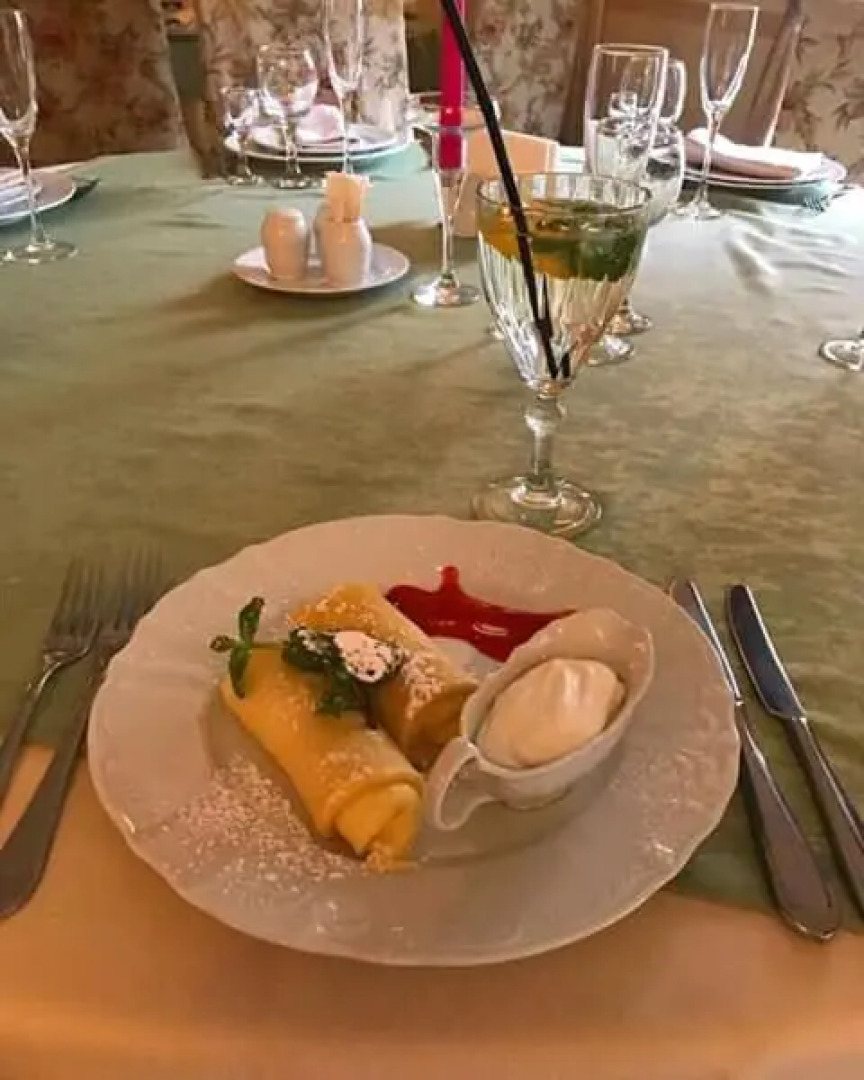 Hotel and Restaurant Velure