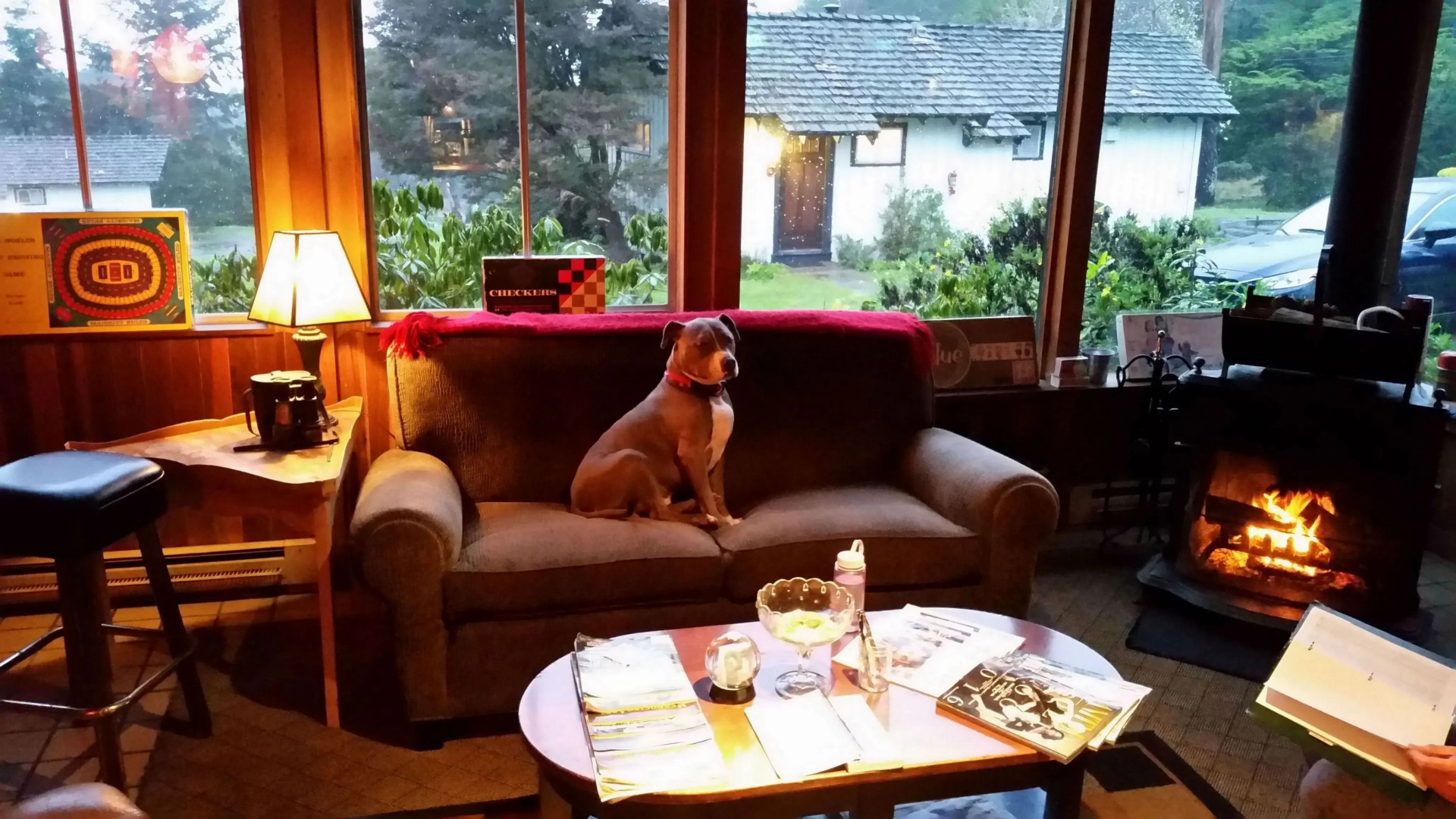 The Andiron -- Seaside Inn & Cabins