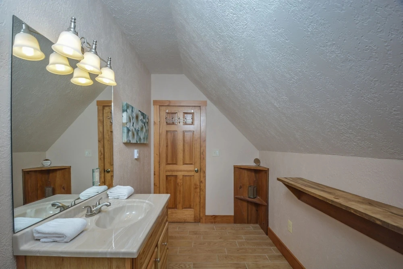 Cottage at Slope's Edge 1 Bedroom Apartment
