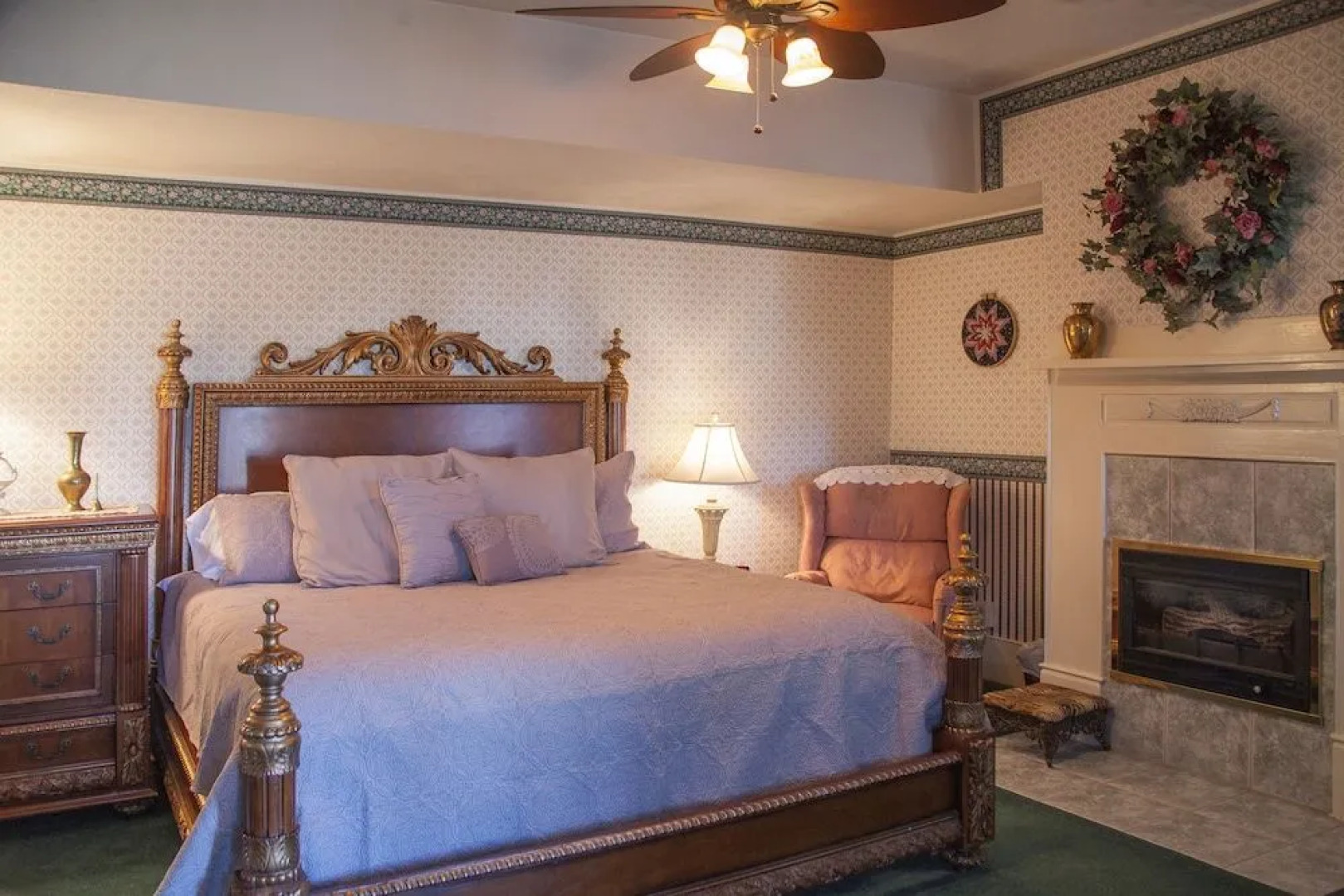 Lizzie's Heritage Inn