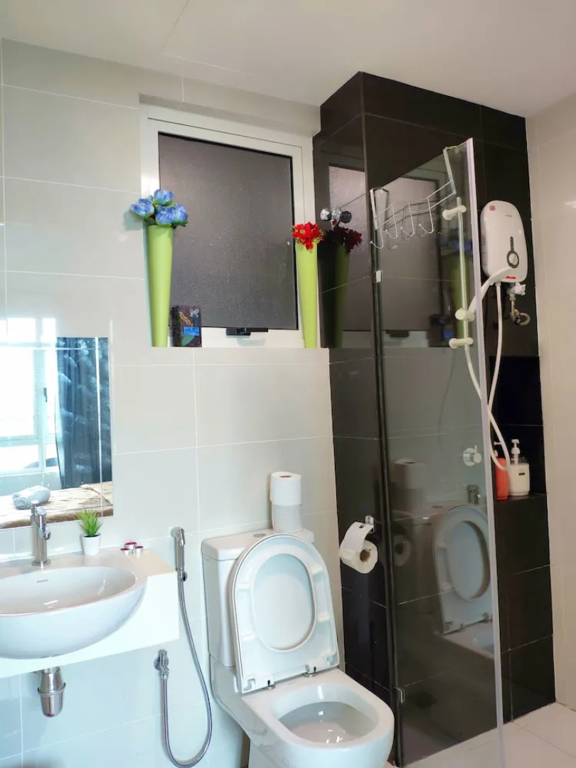 La Thea Residences - Spacious Balcony