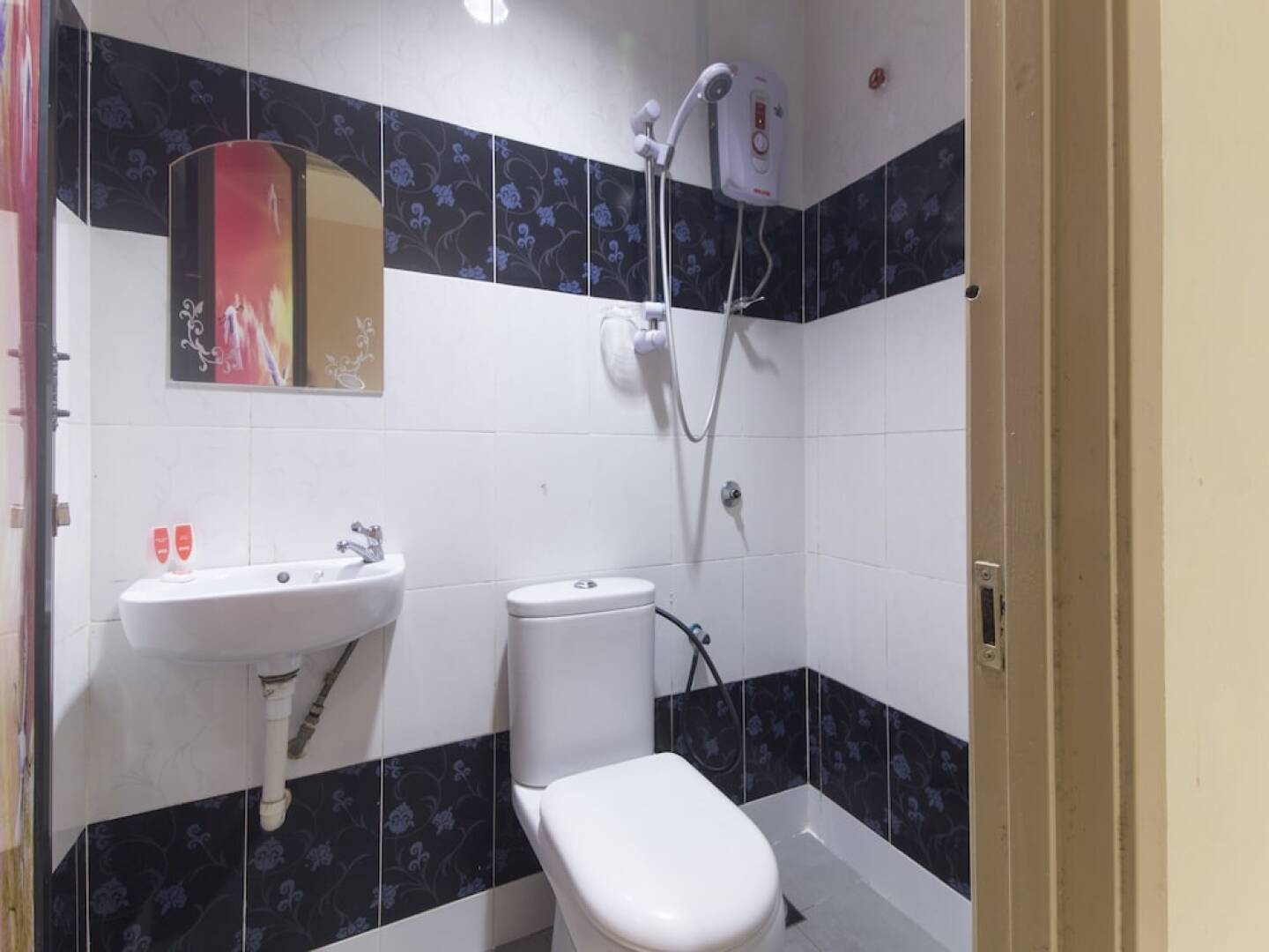 Lipis Centre Point Hotel by OYO Rooms