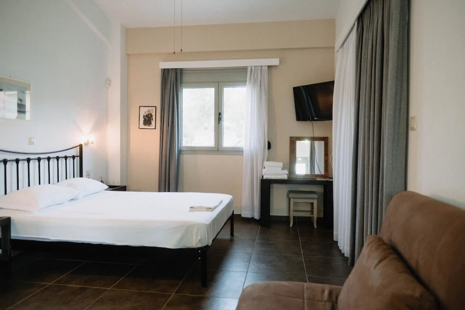 Socrates Organic Village