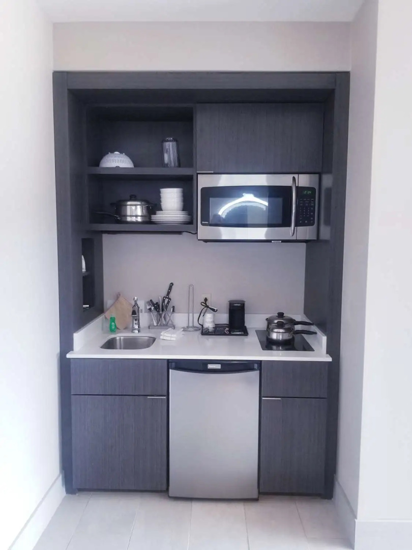 Best Western Plus Executive Residency Rigby's Water World Hotel