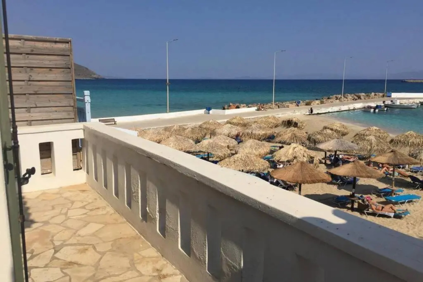 Diakofti Fishermen beachfront house