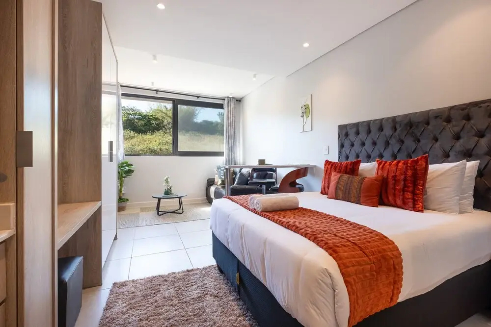 243 Zimbali Lakes Boulevard Suites