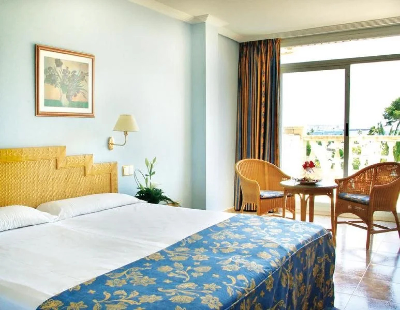 Apartamentos Palas Pineda