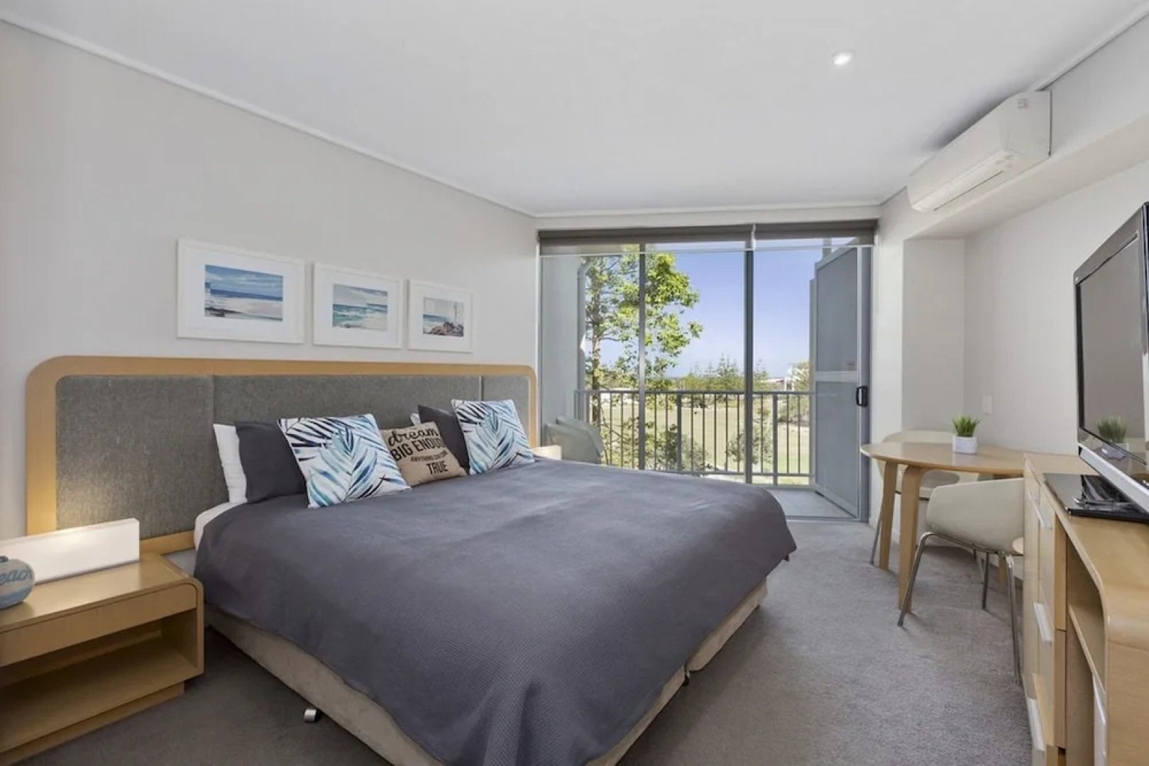 Resort & Spa 2306/07 Ocean Glimpses