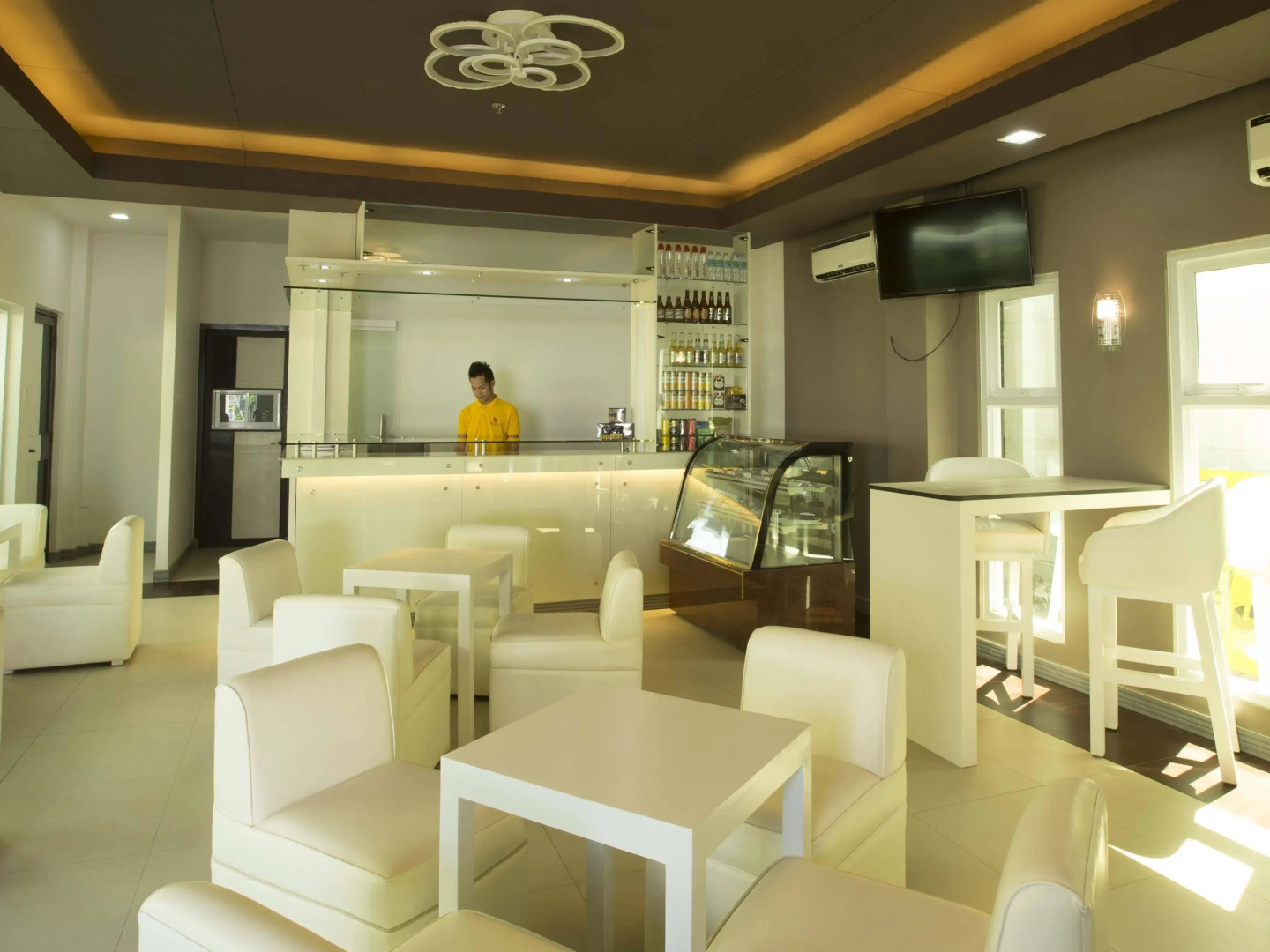 Lucky 9 Budget Hotel