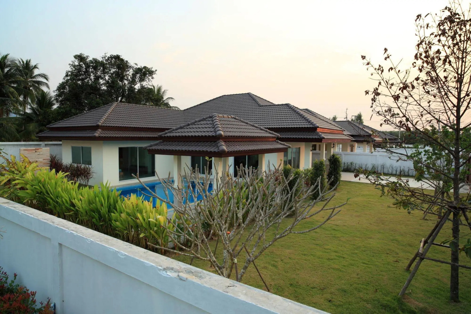 Unique Paradise Resort