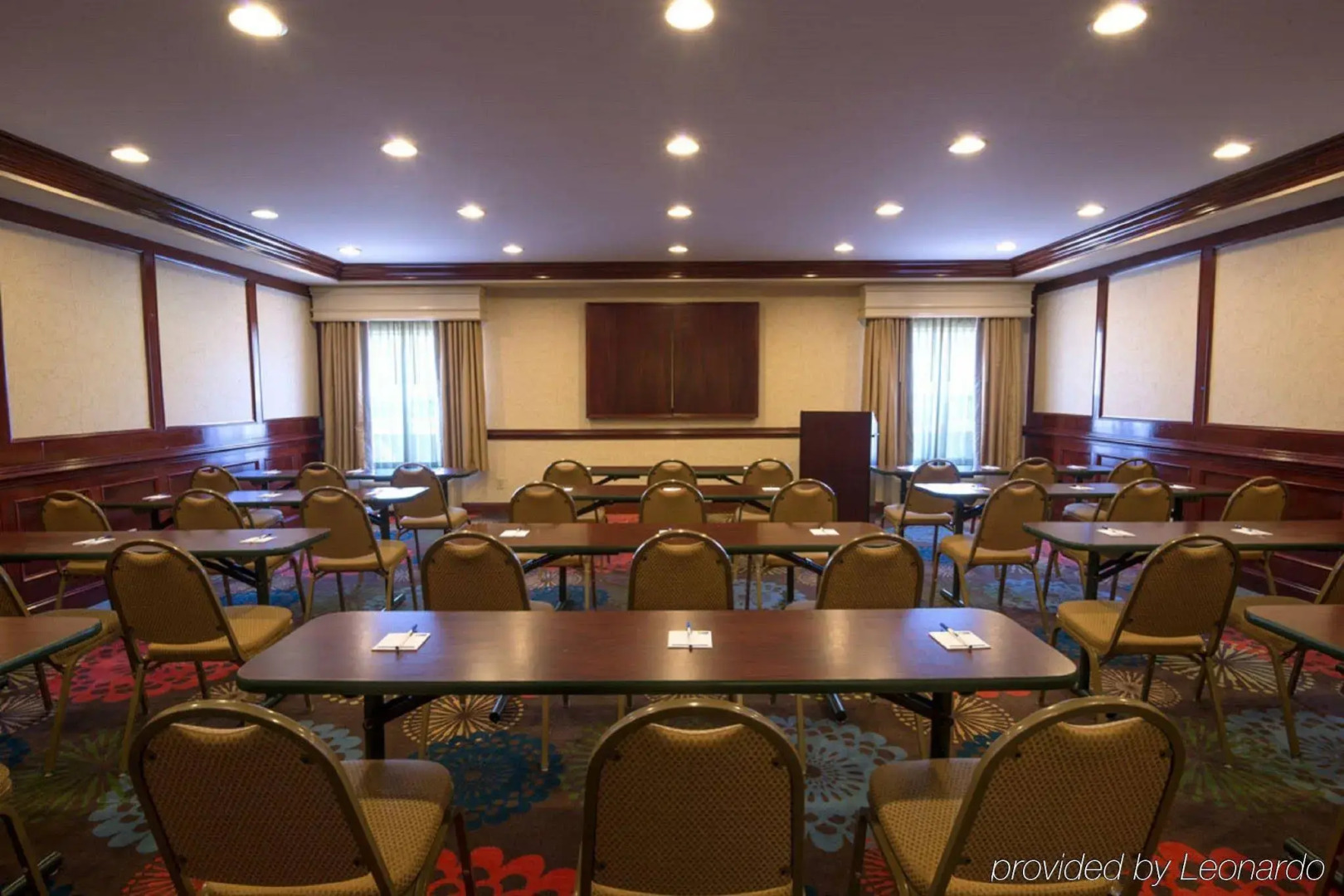 Holiday Inn Express & Suites Asheville SW - Outlet Ctr Area by IHG