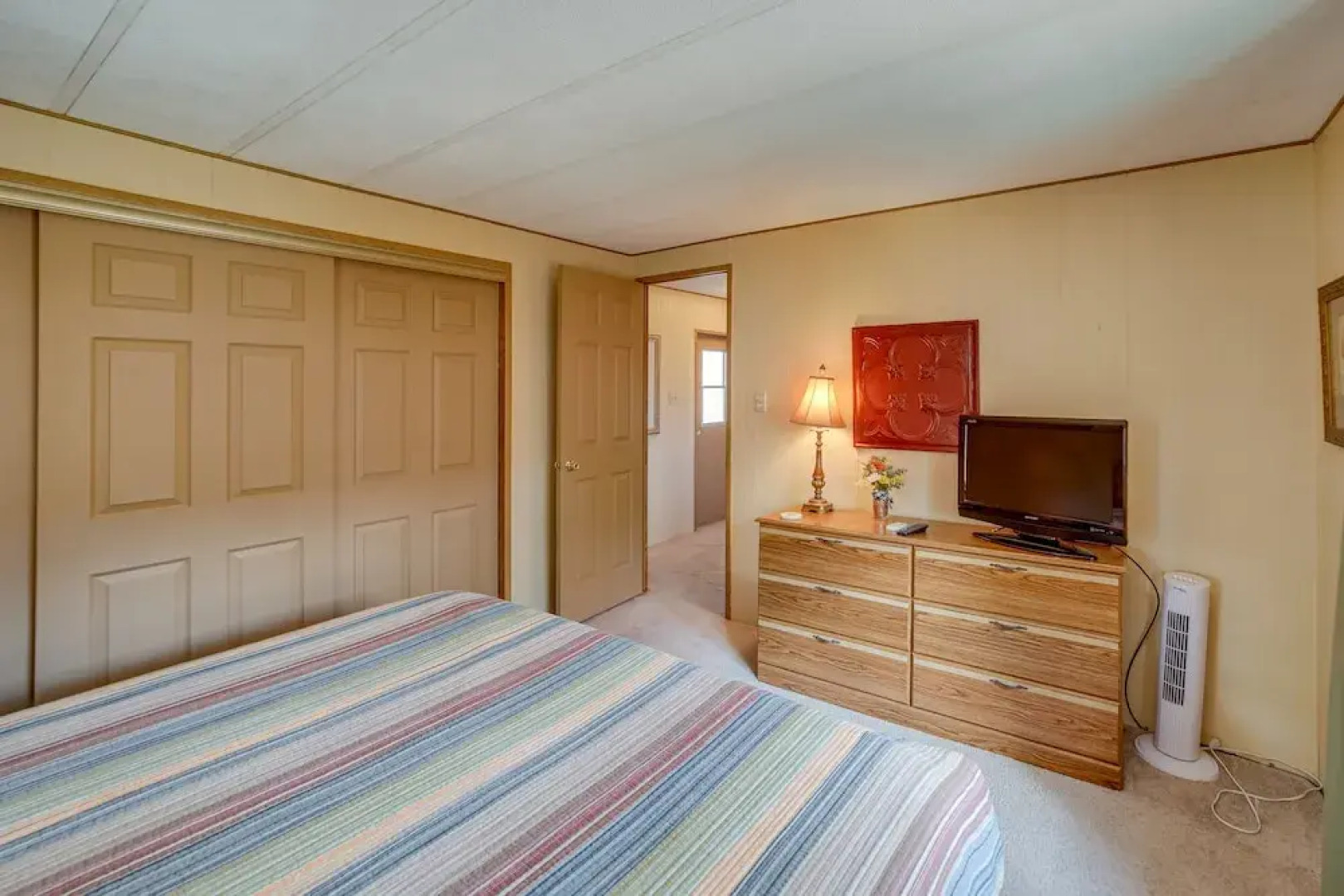 Patio & Grill: Cozy Cabin in Munds Park!