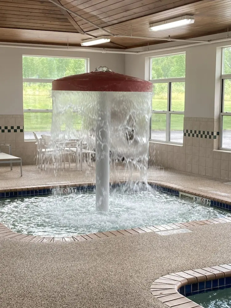 Country Inn & Suites By Carlson, Houghton, MI