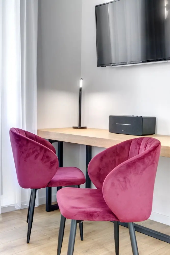 Times Elegant Rooms