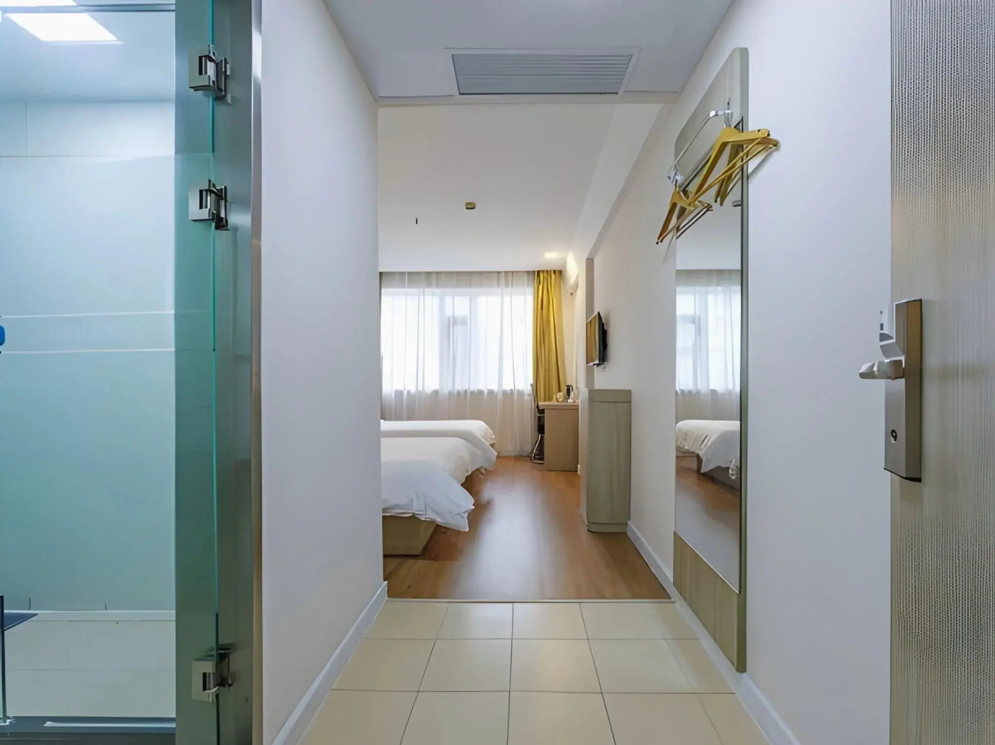 Hanting Hotel Shanghai Railway Station