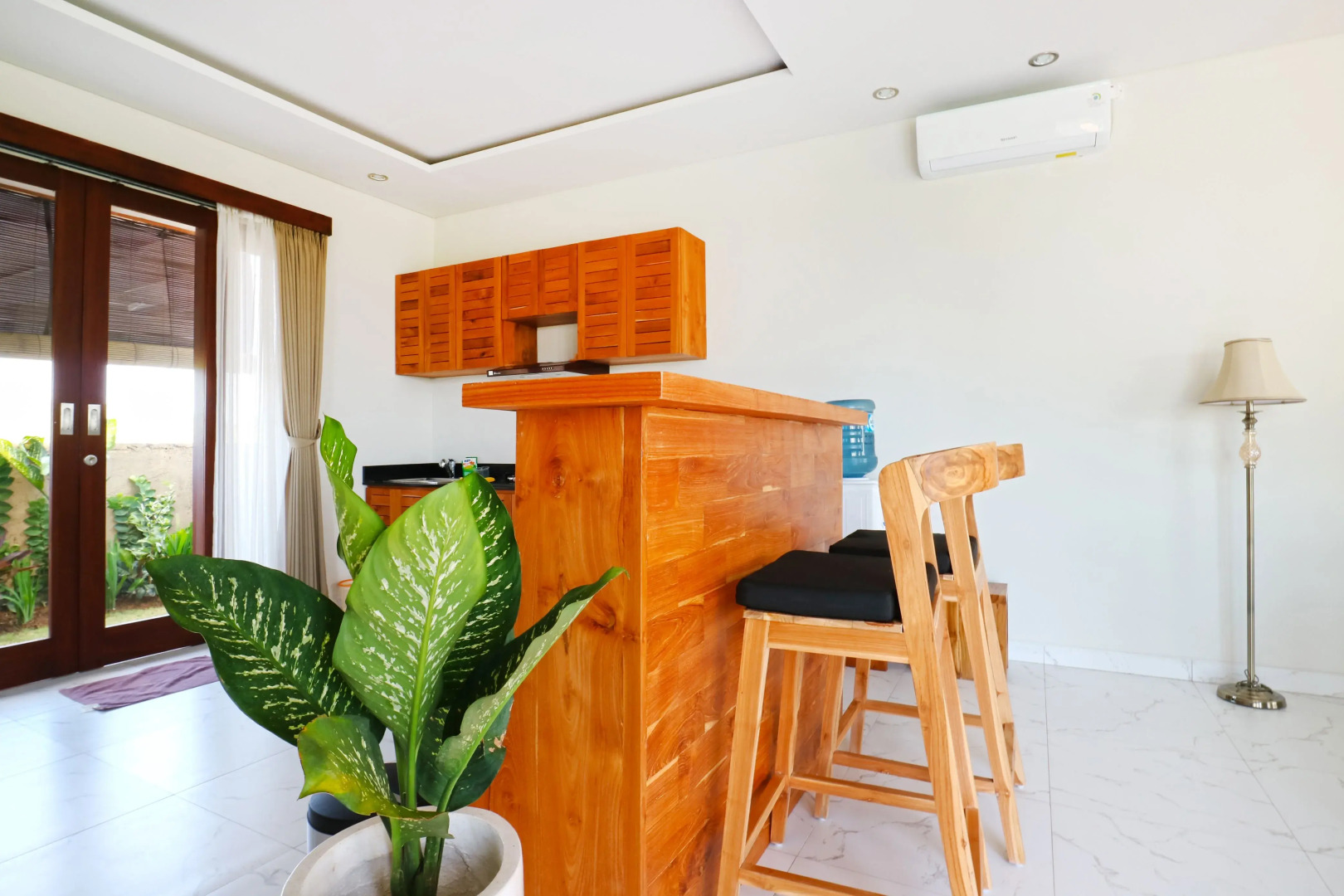 The Ocean Views Luxury Villas & Apartment by ZUZU