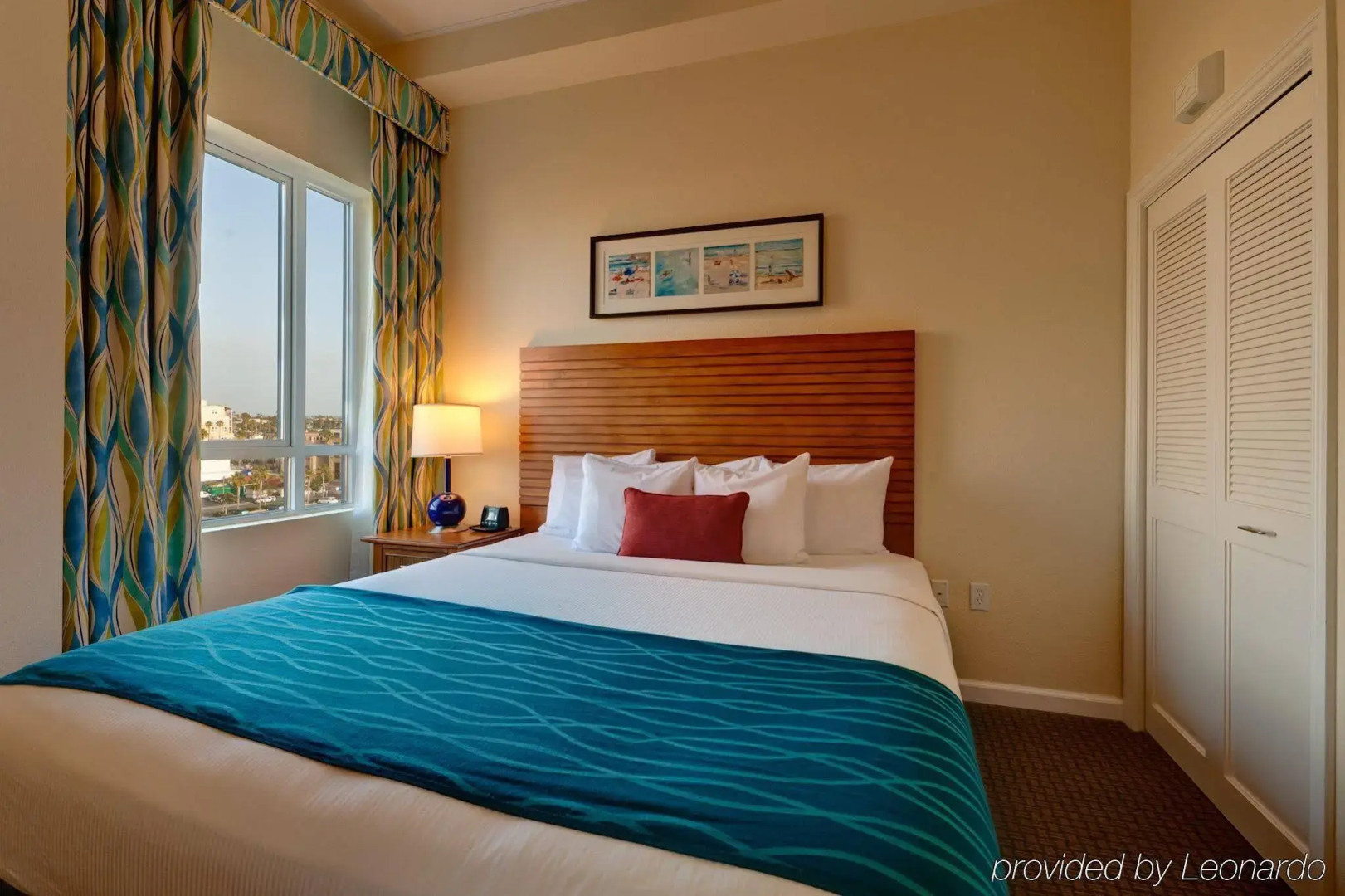 Club Wyndham Oceanside Pier
