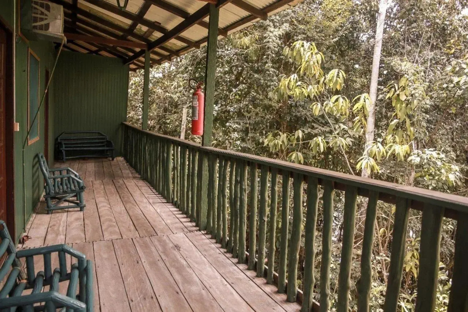 Amazonia Jungle Hotel