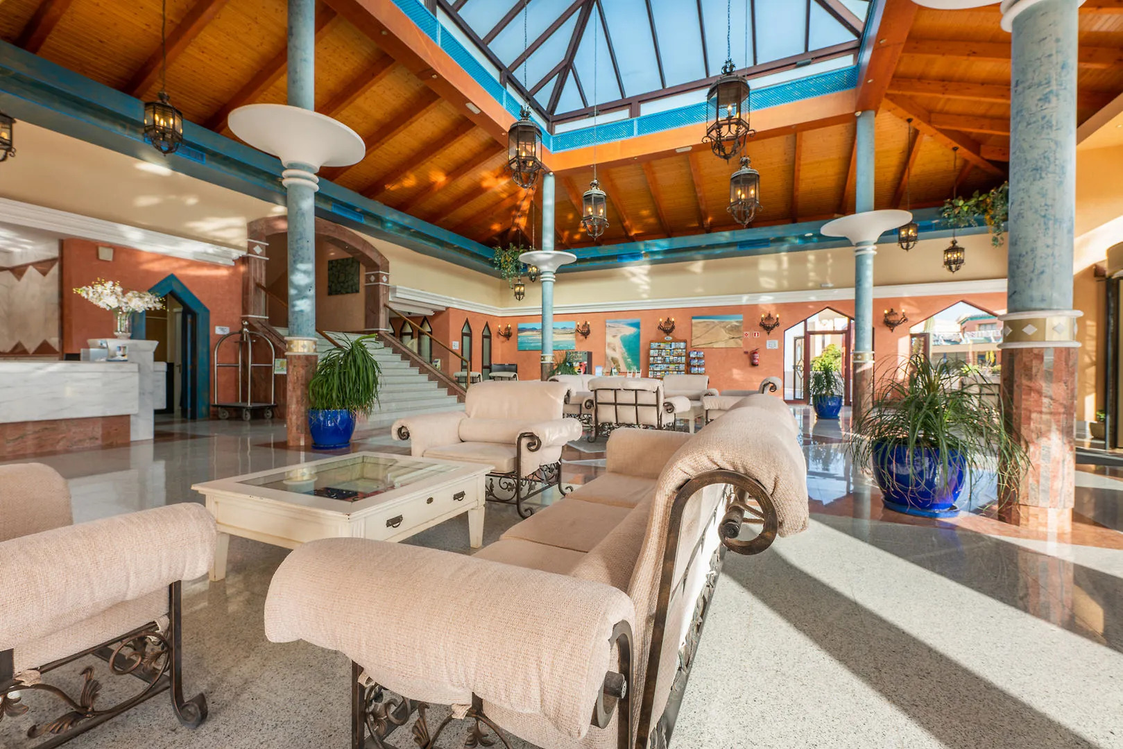 Esmeralda Maris by Livvo Hotel