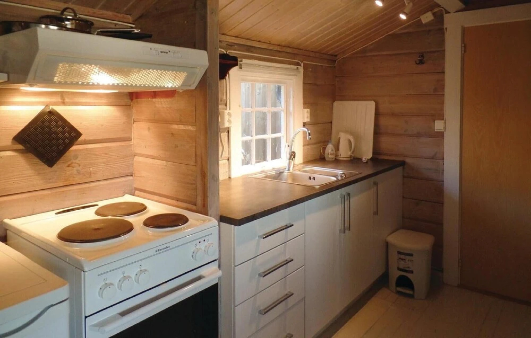 Awesome Home in Farsund With 2 Bedrooms