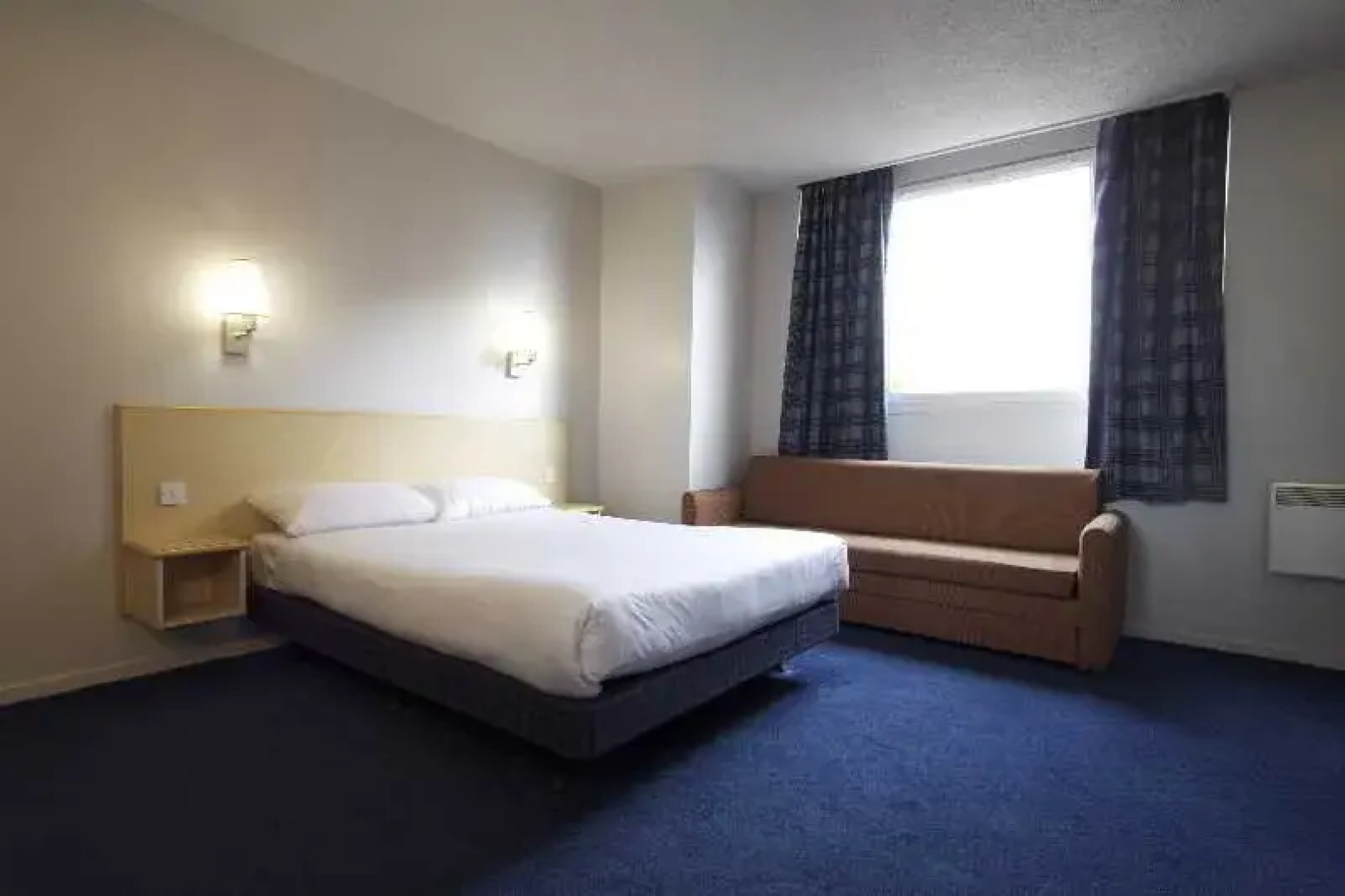 Travelodge Birmingham Central Broadway Plaza Hotel