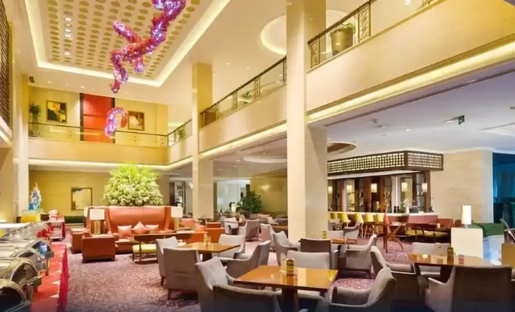 Yungang Jianguo Hotel