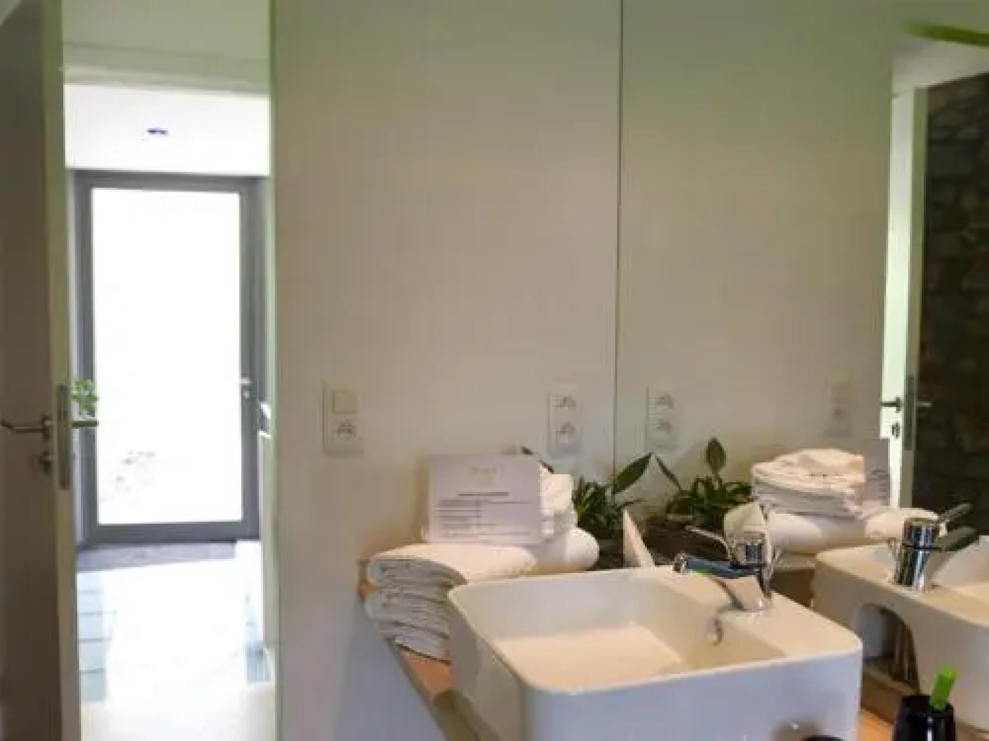 Aux Berges de la Bel