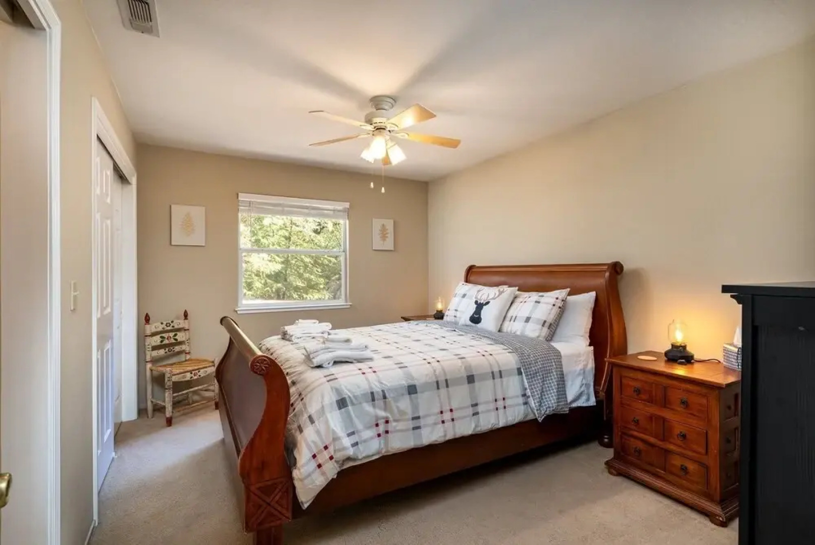 Wolf Den - Check out the Beach, Country Club, Golf Course Enjoy the Wifi, Central Heat and Air Conditioning. Near Yosemite by Redawning