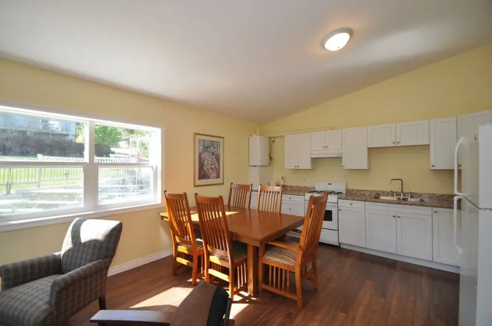 Waterview On The Bay