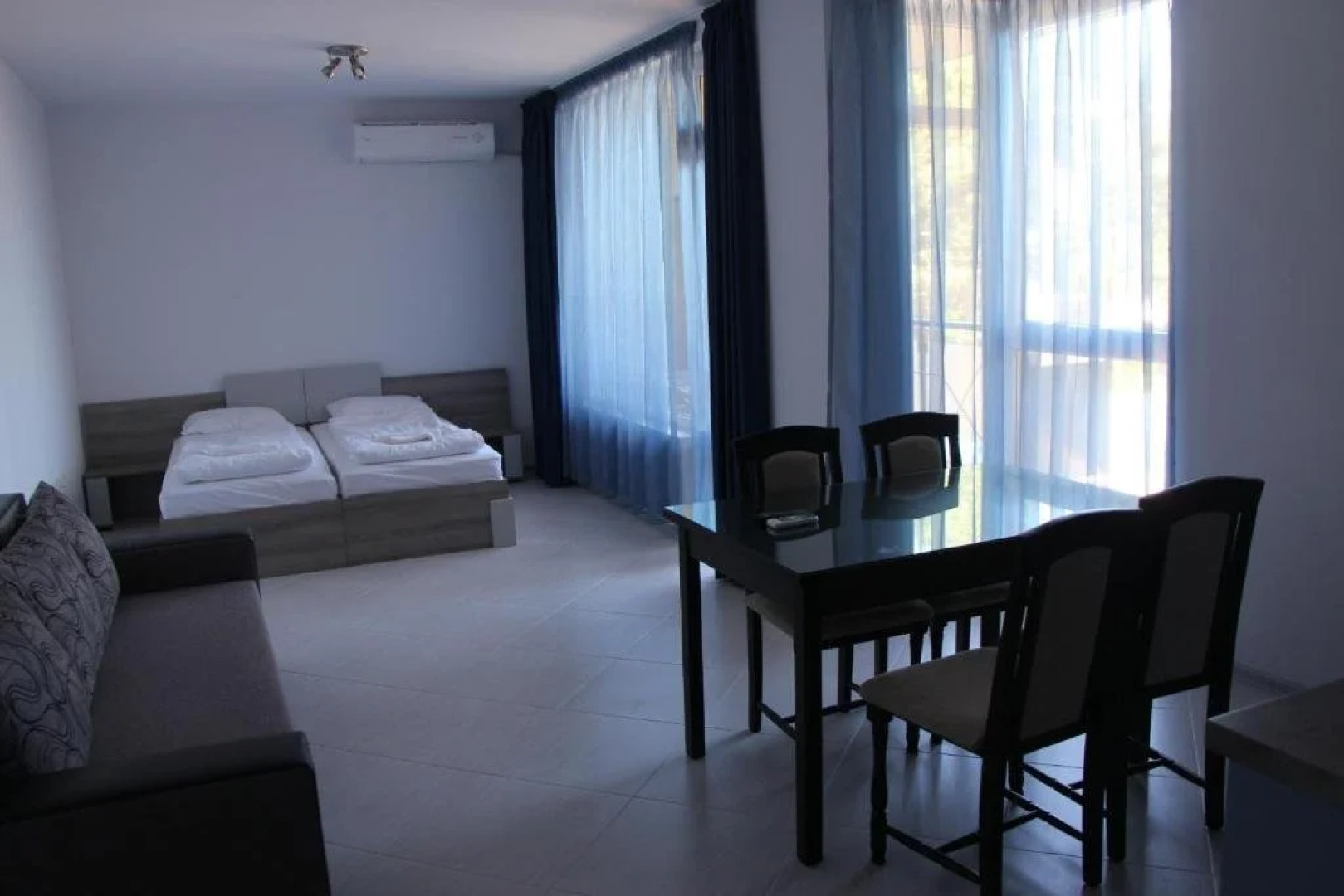 Olympia Beach Complex