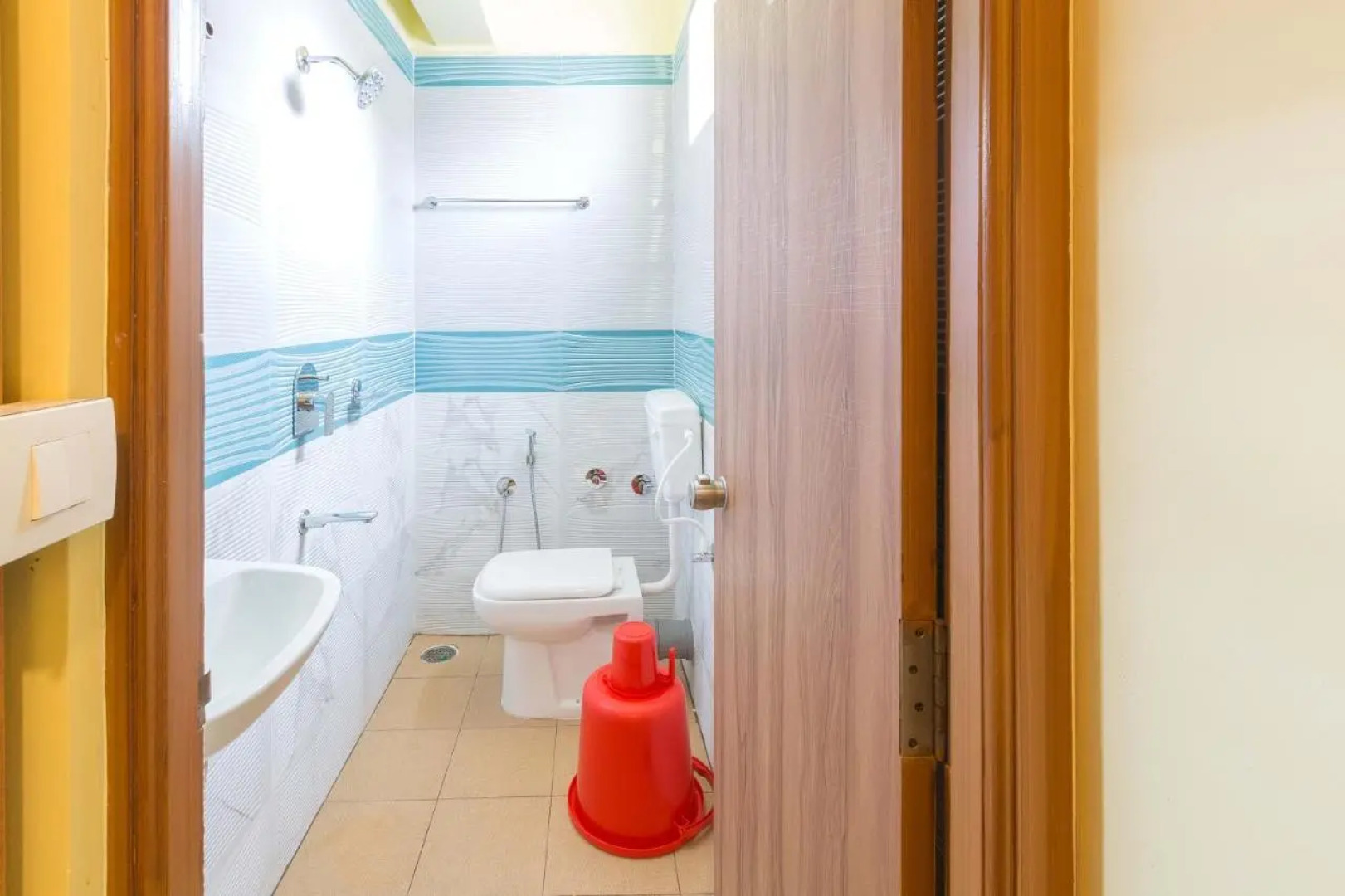 OYO 22790 Sree Comforts