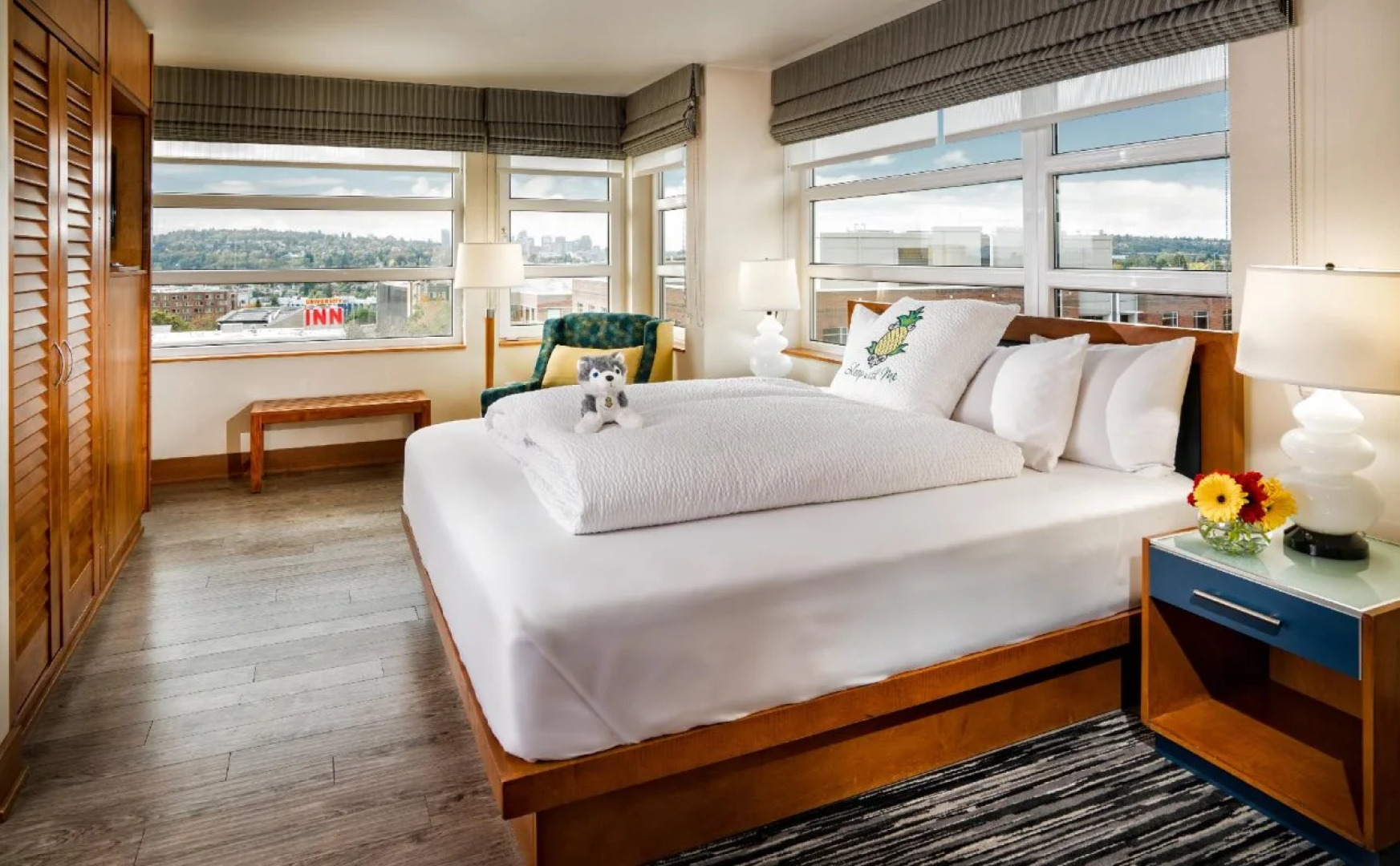 Staypineapple, Watertown Hotel, University District Seattle