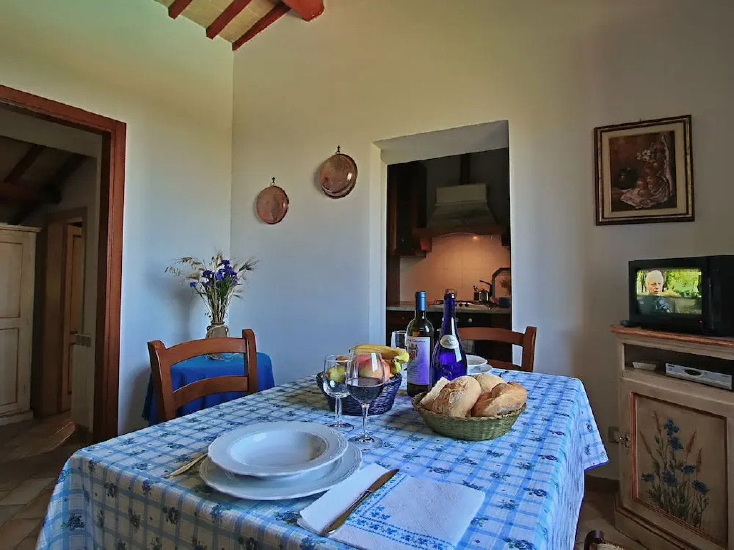 Spacious Farmhouse in Trevi With Swimming Pool